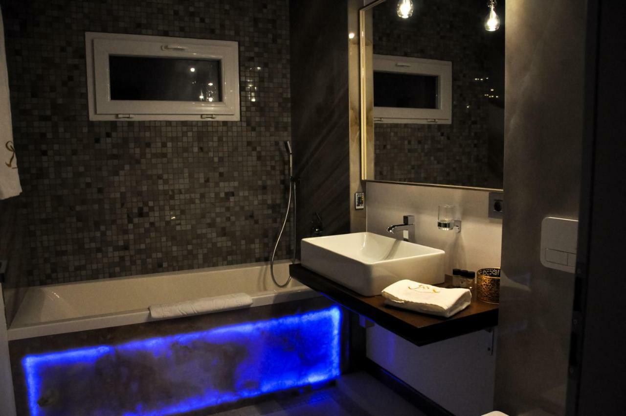 Rubio Residence - Accmonia Luxury Apartment Αράντ Εξωτερικό φωτογραφία