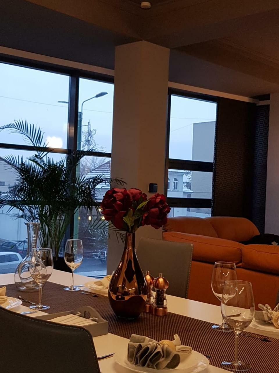 Rubio Residence - Accmonia Luxury Apartment Αράντ Εξωτερικό φωτογραφία